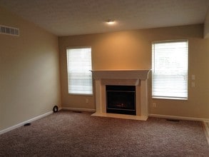 6124 Pine Meadows Dr in Loveland, OH - Building Photo - Building Photo