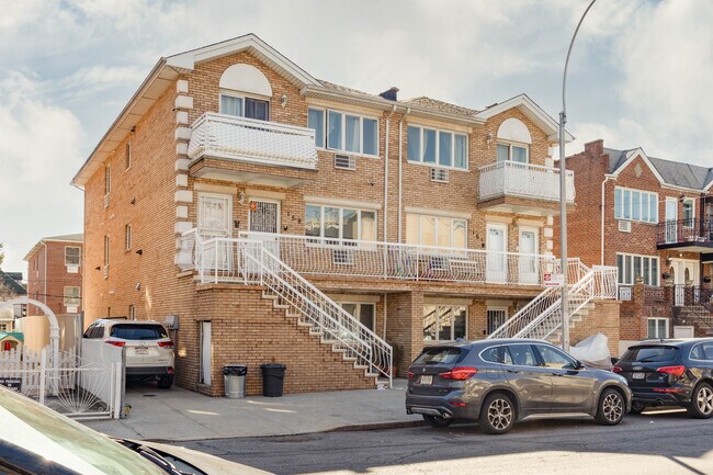 159 Bay 32nd St in Brooklyn, NY - Building Photo - Building Photo