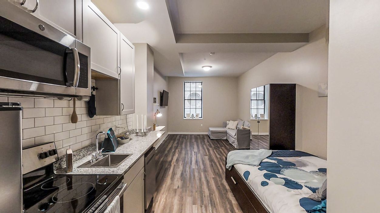 Keystone Flats Student Housing in Pittsburgh, PA - Building Photo