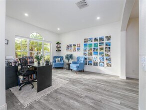 4015 Duke Firth St in Land O Lakes, FL - Building Photo - Building Photo