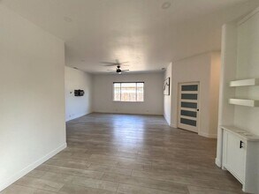 1826 Bedford Dr in Chico, CA - Building Photo - Building Photo