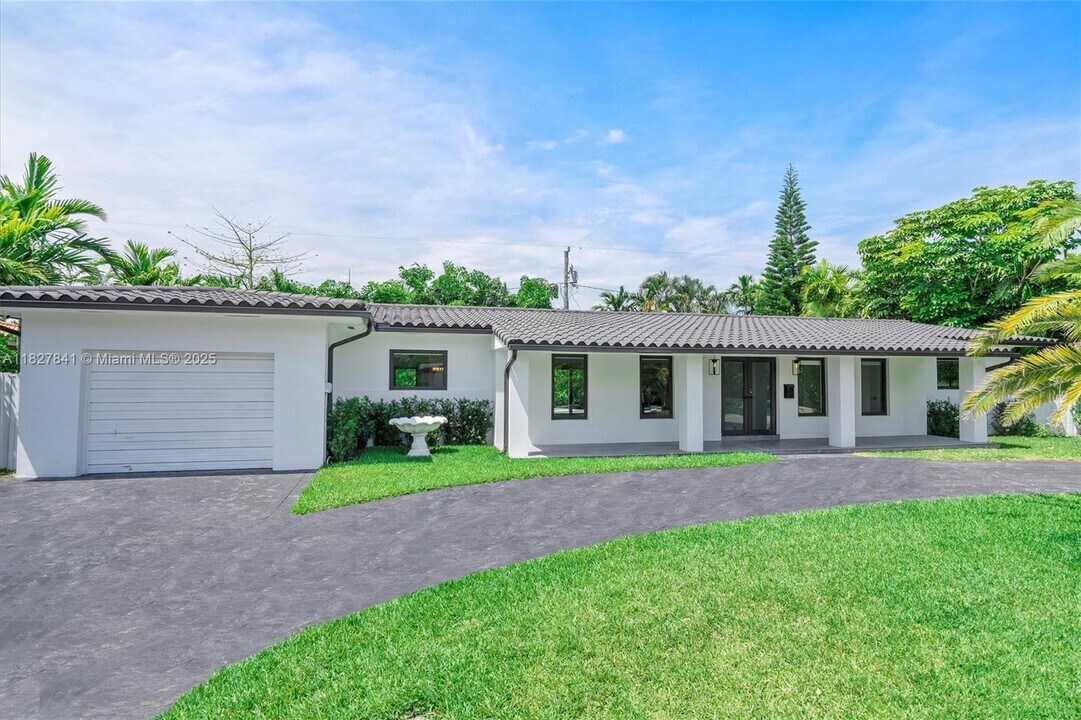1245 NE 85th St in Miami, FL - Building Photo