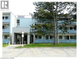 105 Conroy Crescent in Guelph, ON - Building Photo