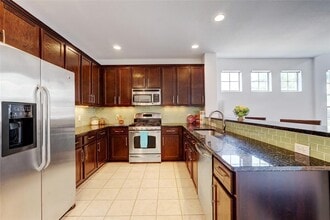 12701 Cayman Ln in Austin, TX - Building Photo - Building Photo