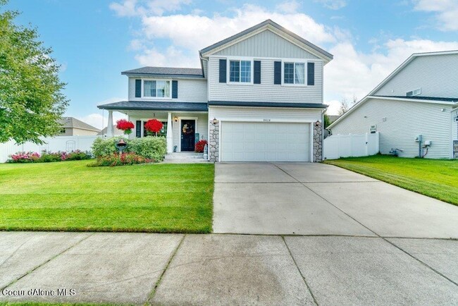 property at 8428 N Boysenberry Loop