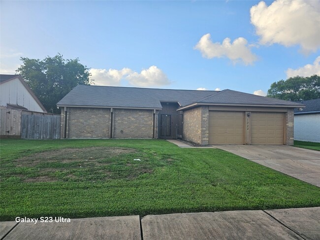 1322 Fieldstone Dr