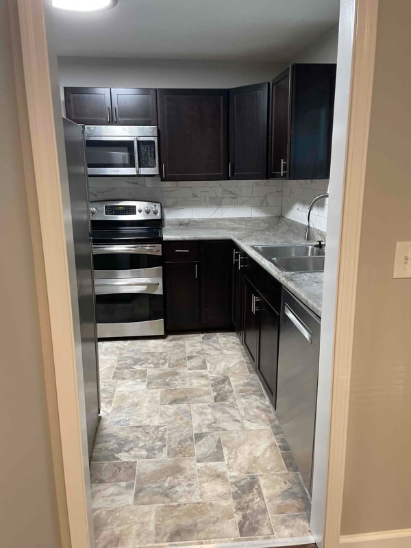 property at 2409 Chestnut Ave