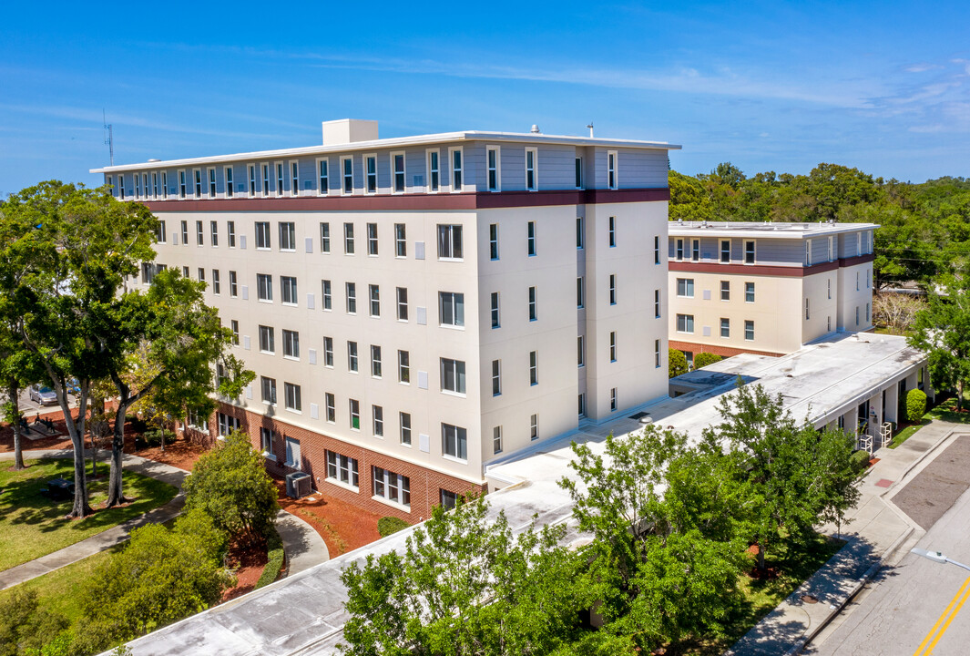 St. Giles Manor II in Pinellas Park, FL - Building Photo