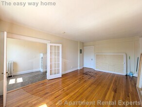 15 Linnaean St in Cambridge, MA - Building Photo - Building Photo