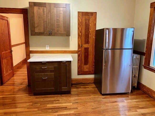 8 Granfield Ave, Unit 1 in Boston, MA - Building Photo - Building Photo