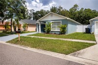 2408 Camden Oaks Pl in Valrico, FL - Foto de edificio - Building Photo