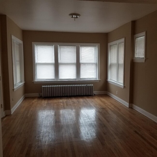 638 E 92nd St, Unit 1