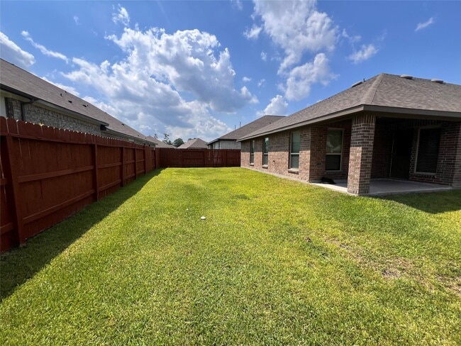 2926 Grand Hawthorne Rd in Conroe, TX - Building Photo - Building Photo