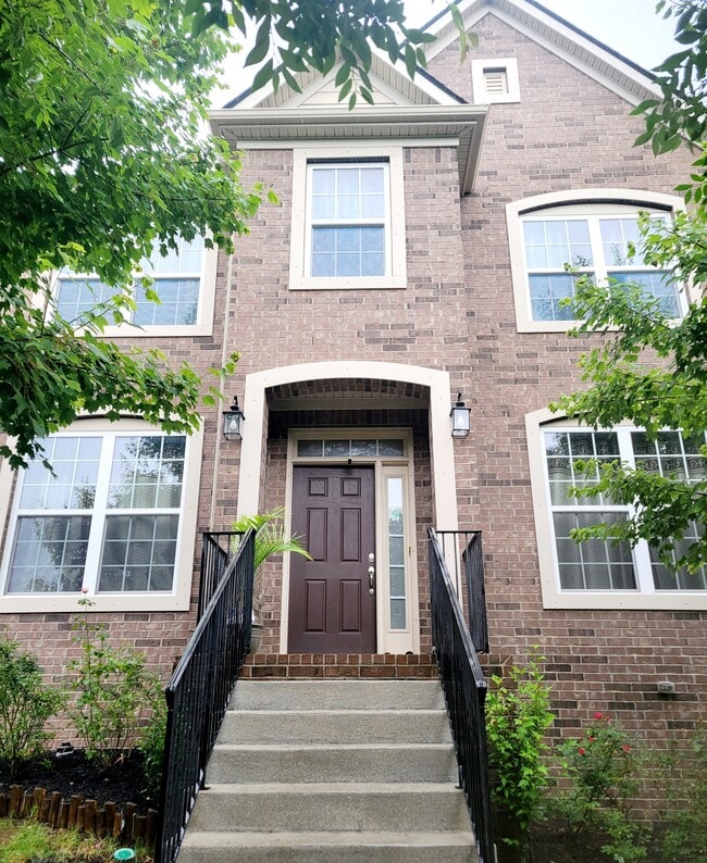 property at 931 Ryecroft Ln