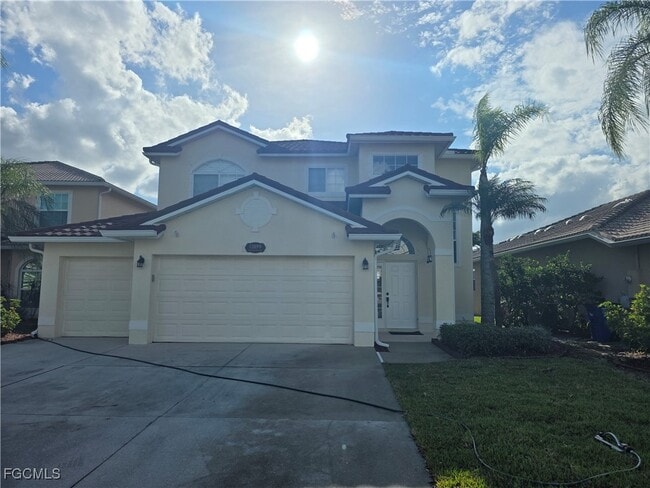 12899 Stone Tower Loop in Ft. Myers, FL - Building Photo - Building Photo