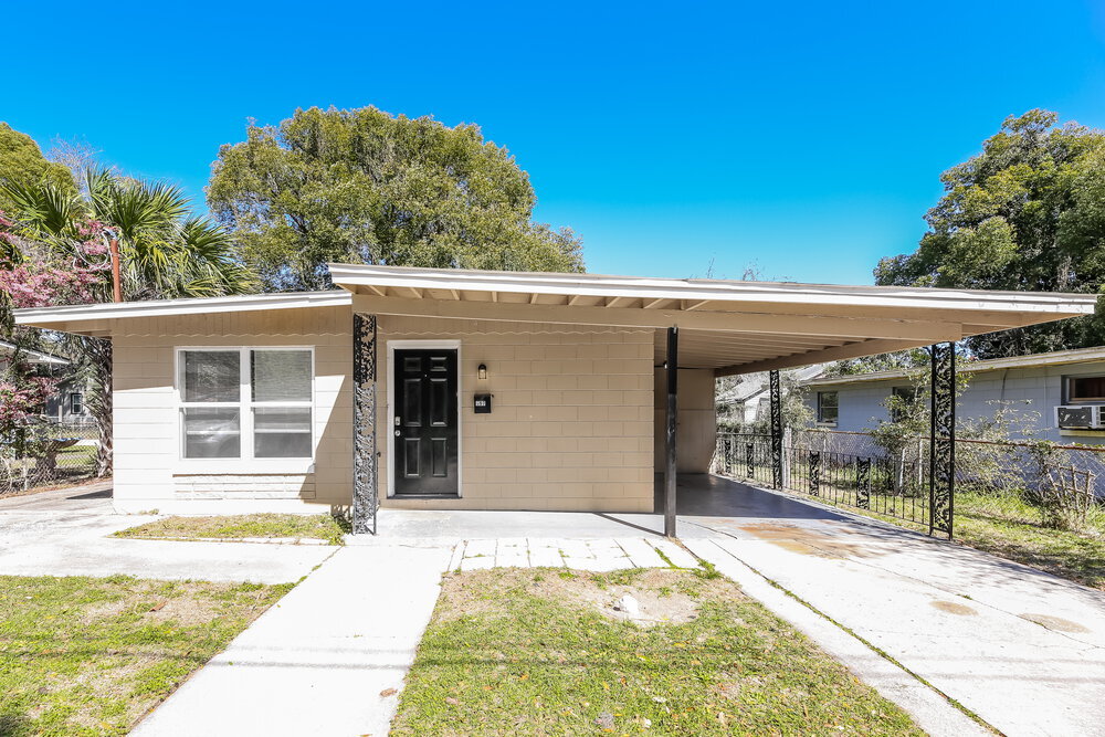 597 E 57th St in Jacksonville, FL - Building Photo