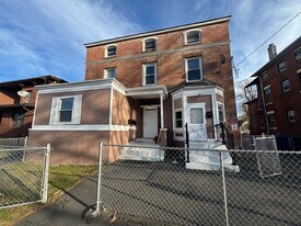 86 Edwards St in Hartford, CT - Building Photo