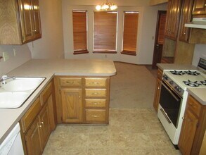 600 Fire Light Dr in Moore, OK - Building Photo - Building Photo