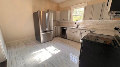 3113 Phyllis St in Jacksonville, FL - Foto de edificio - Building Photo