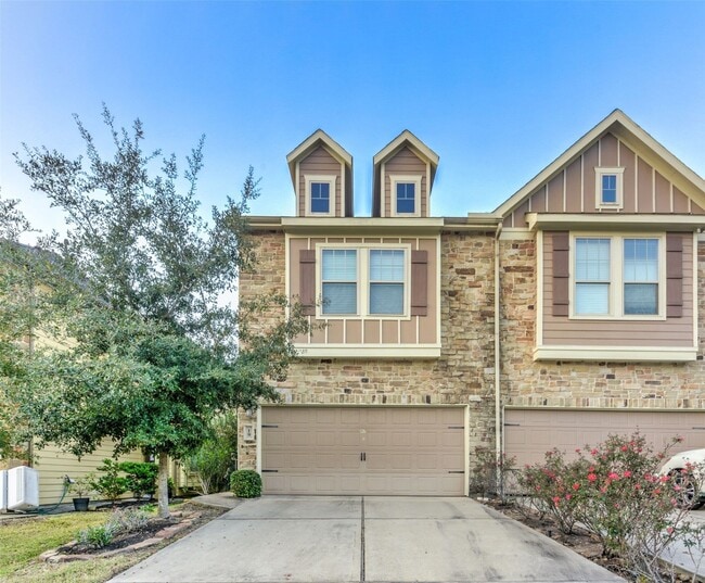 19 Cheswood Manor Court