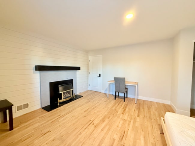 9989 Dodge Dr in Northglenn, CO - Building Photo - Building Photo