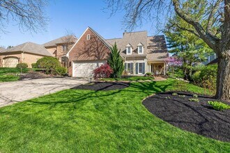 9927 Gleneagle Pl in Powell, OH - Building Photo - Building Photo