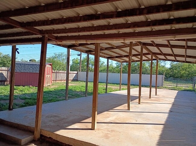 1008 Baylor Blvd in Big Spring, TX - Building Photo - Building Photo