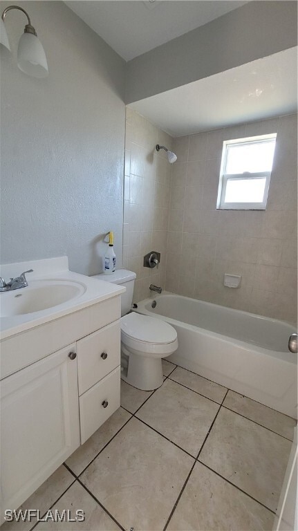 property at 4402 Santa Barbara Blvd