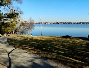 152 North Ave in Wauconda, IL - Building Photo - Building Photo