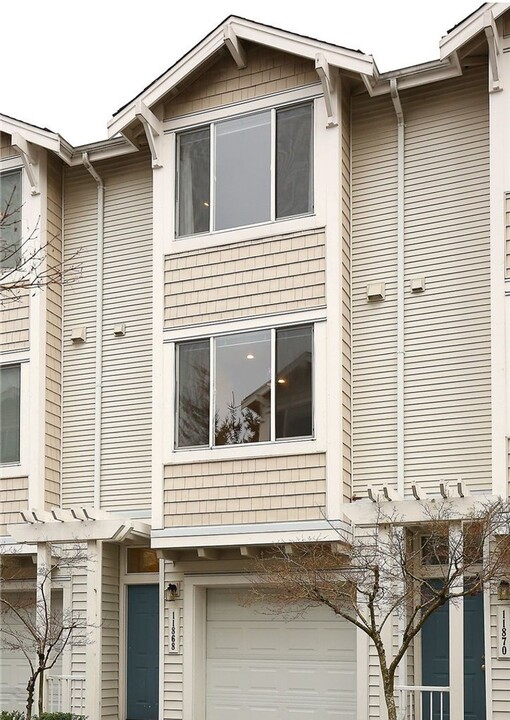 11868 NE 162nd Ln in Bothell, WA - Building Photo