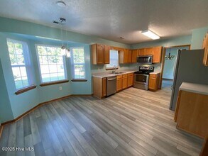 114 Lawndale Ln in Sneads Ferry, NC - Building Photo - Building Photo