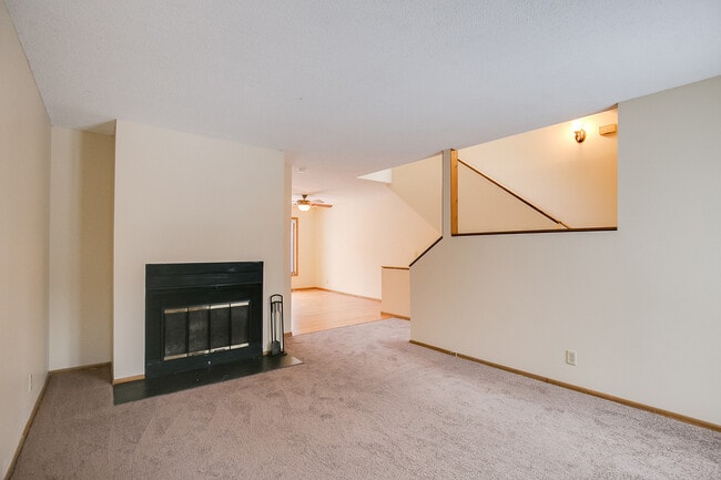 2119 21st Ave S in Minneapolis, MN - Building Photo - Building Photo