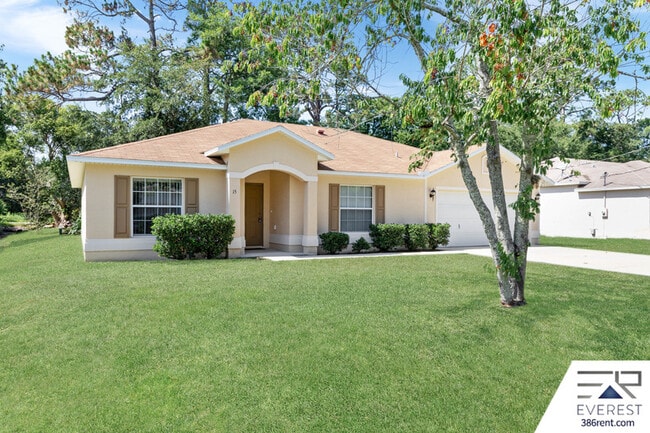 15 Firtree Ln in Palm Coast, FL - Building Photo - Building Photo