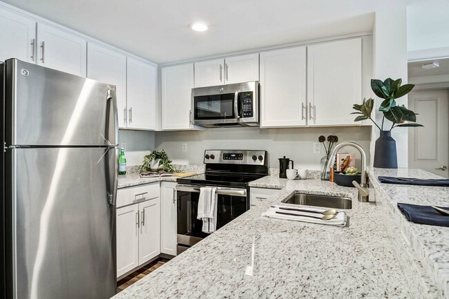 Avana Cliffside in Malden, MA - Building Photo - Building Photo