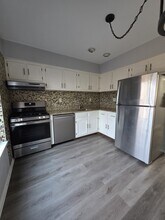 122 Chelsea Cir in Clementon, NJ - Building Photo - Building Photo