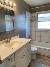 537 E Edgewood St in Springfield, MO - Building Photo - Building Photo