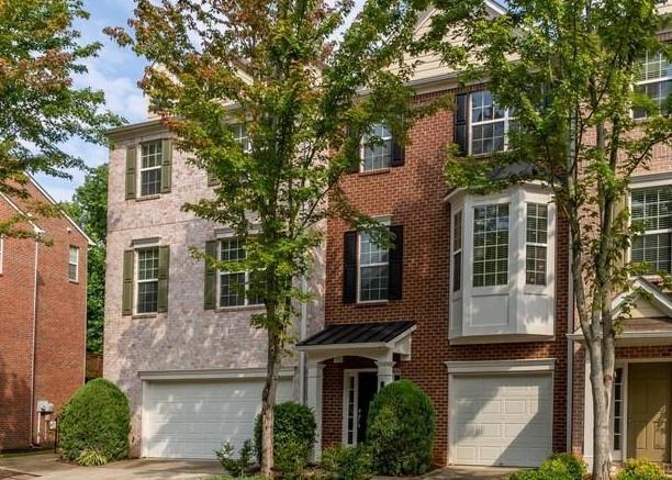 5258 Wellsley Bend in Alpharetta, GA - Building Photo