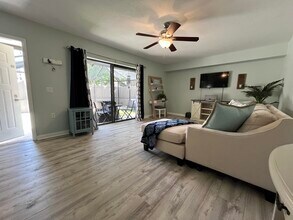 7510 75th Way in West Palm Beach, FL - Building Photo - Building Photo