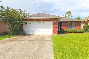 4150 Oak Pointe Dr in Gulf Breeze, FL - Building Photo