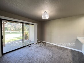 20635 NW Lapine Way in Portland, OR - Building Photo - Building Photo