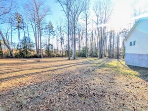 5281 Barham Rd in Barhamsville, VA - Building Photo - Building Photo