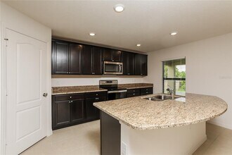 35665 Rose Moss Ave in Leesburg, FL - Building Photo - Building Photo