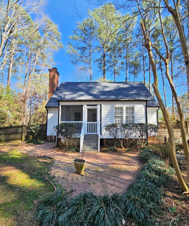 8312 Bells Lake Rd in Apex, NC - Building Photo - Building Photo