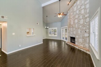 8401 Echo Creek Ln in San Antonio, TX - Building Photo - Building Photo