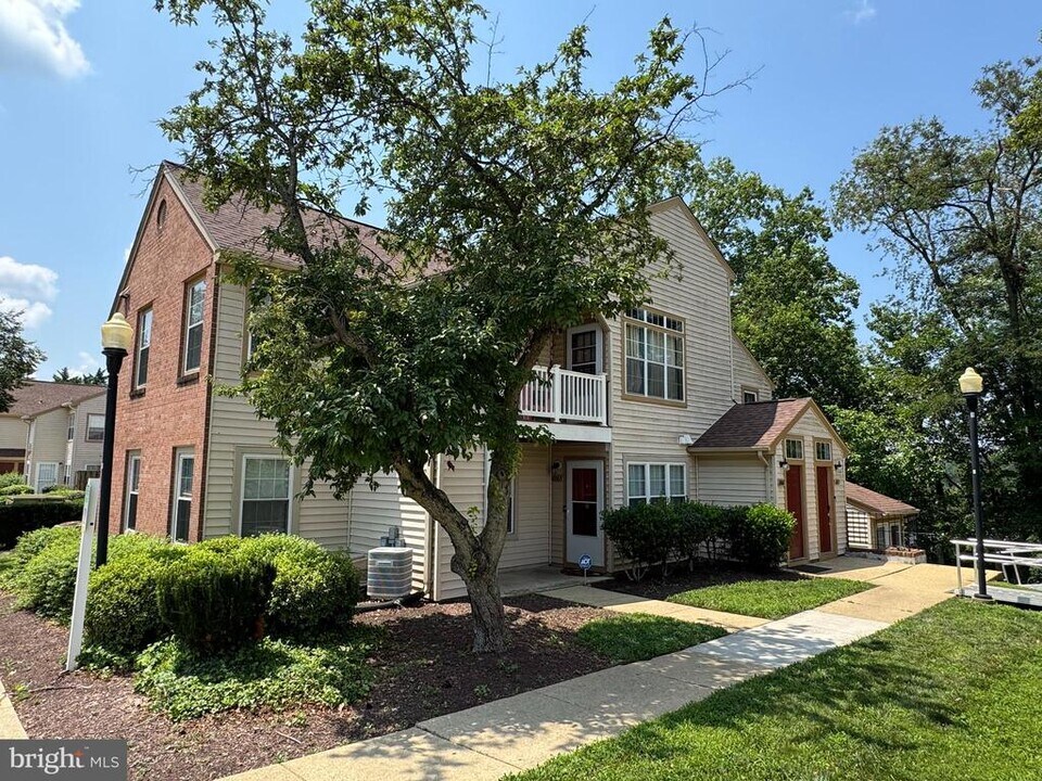 8869 Rusland Ct in Fort Washington, MD - Building Photo