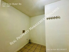 237 Foxhunt Rd in Columbia, SC - Building Photo - Building Photo