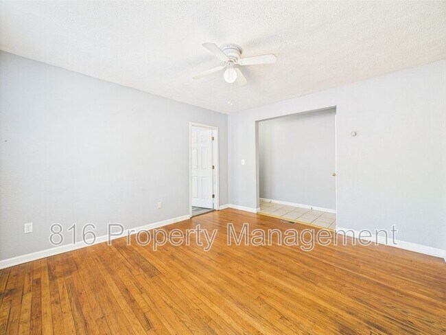 2936 Flora Ave in Kansas City, MO - Building Photo - Building Photo