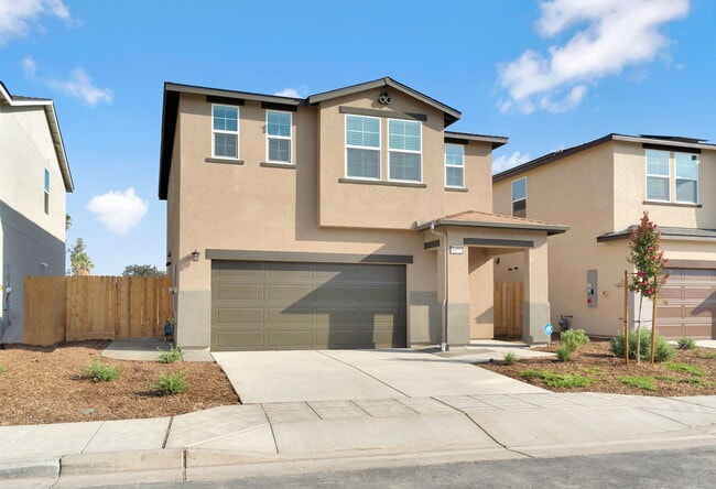6472 W Austin Wy in Fresno, CA - Foto de edificio - Building Photo