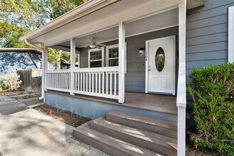 1704 Ullrich Ave in Austin, TX - Building Photo - Building Photo