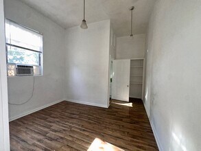 1105 N 12th St in Killeen, TX - Building Photo - Building Photo